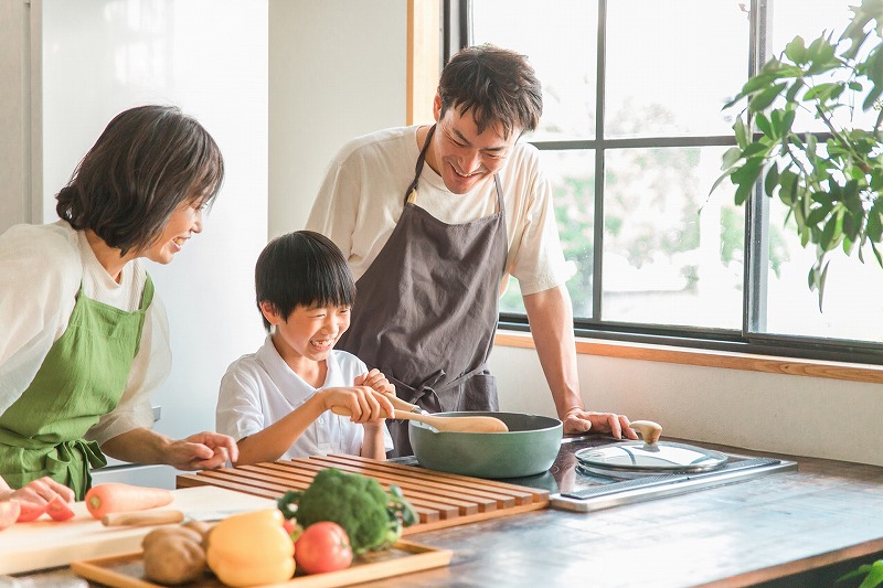 口内炎がある時の食事、避けるべき食べ物と摂りたい栄養素