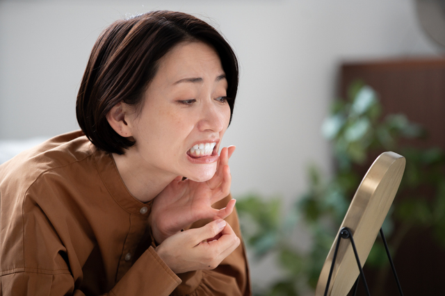 詰め物・かぶせ物が取れた！そのまま放置するとどうなるの？