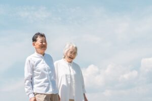 インプラント手術後の腫れはいつまで続く？ピークはいつ？