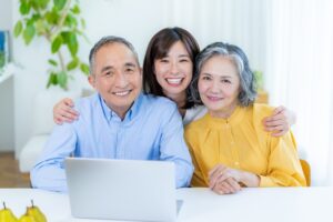 老後のインプラント治療はデメリットが多い？成功させるためのポイントは？