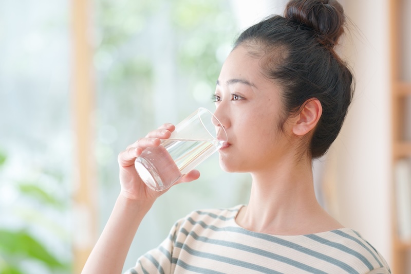 インビザラインを装着したまま飲んで良い飲み物と飲んではいけない飲み物